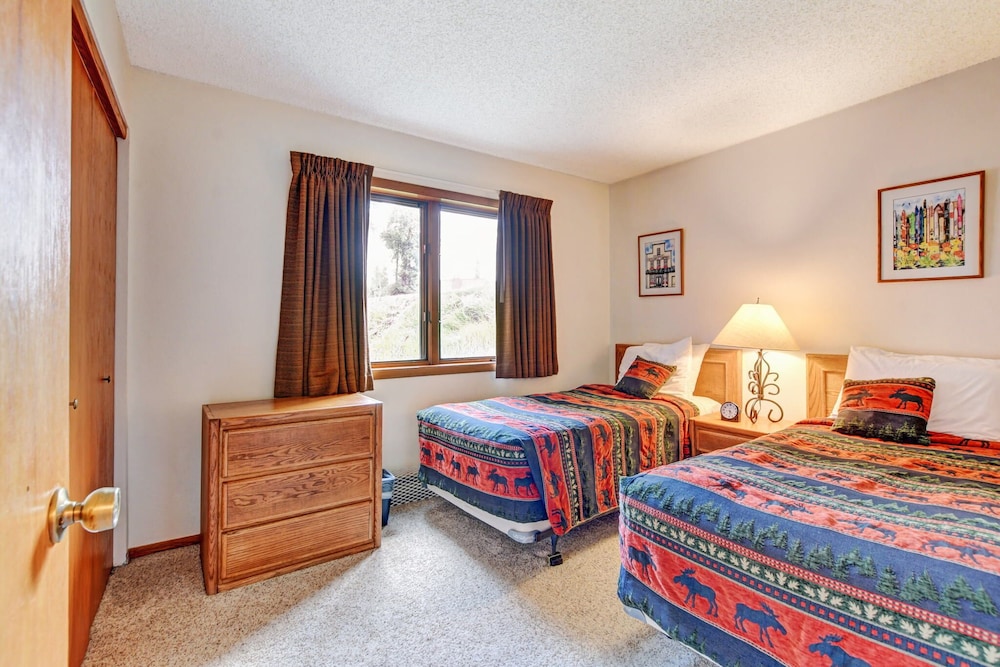 Indian Peaks Resort 11/50