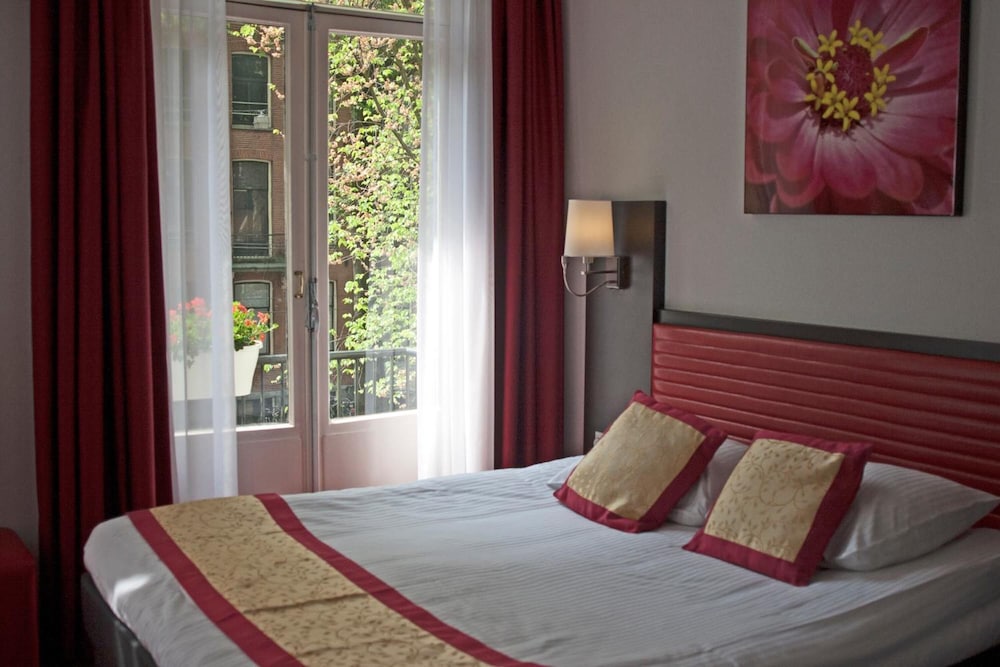 Hotel Allure 14/49