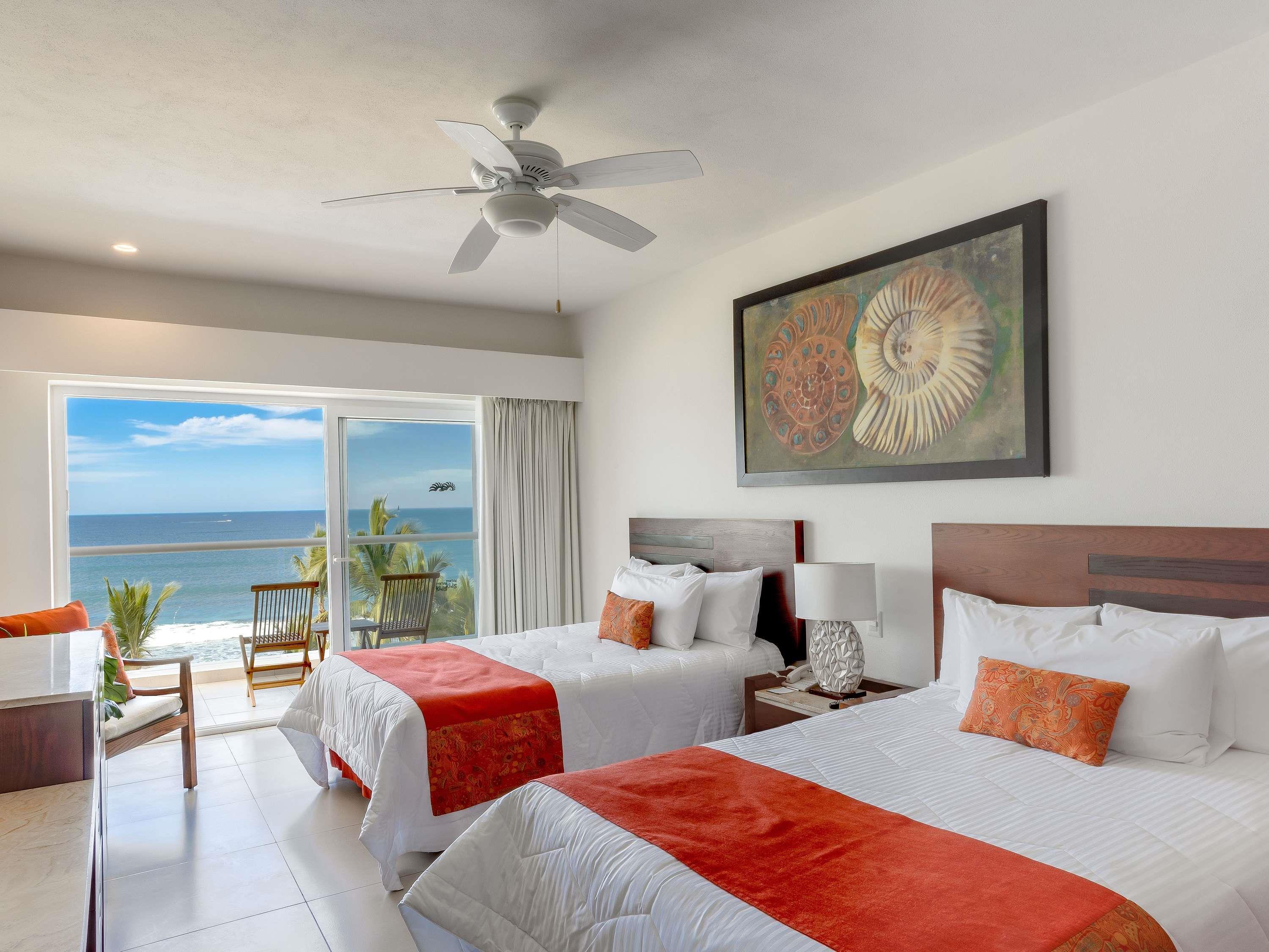 Grand, Resort, 2 Double Beds