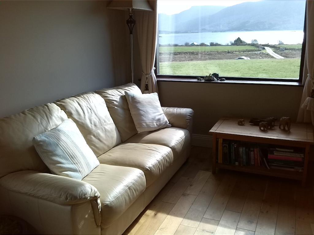 Room at Currane Lodge, WATERVILLE