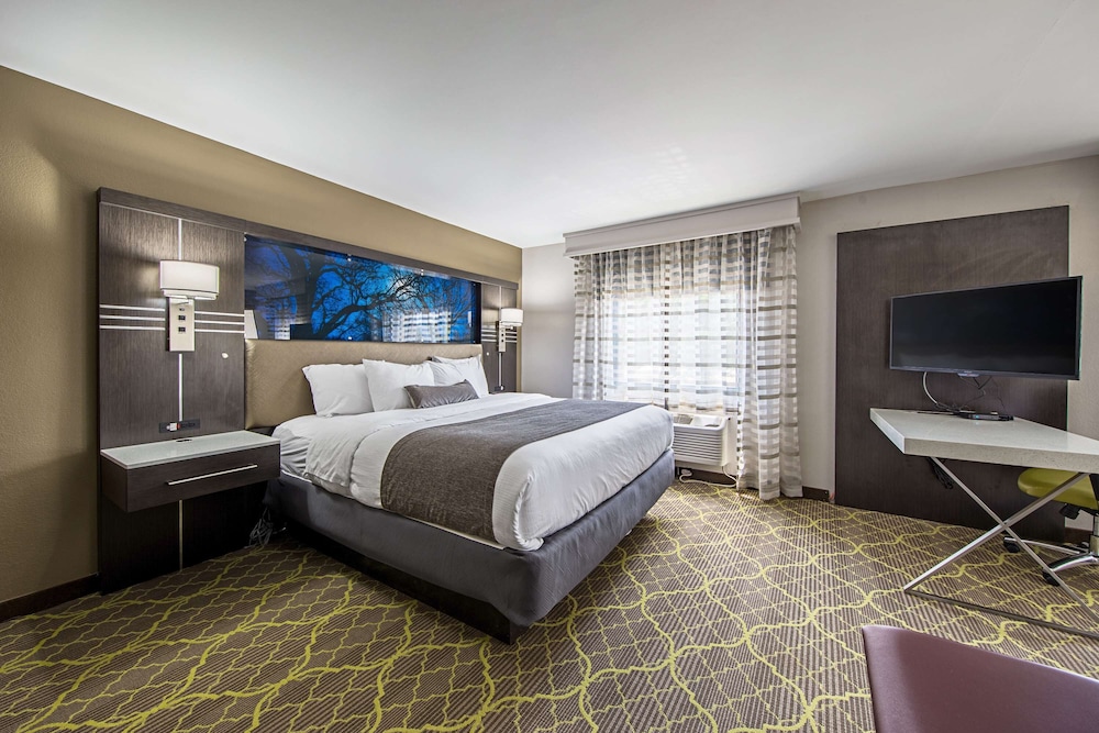 Best Western Plus Clemson Hotel & Conference Center 10/46