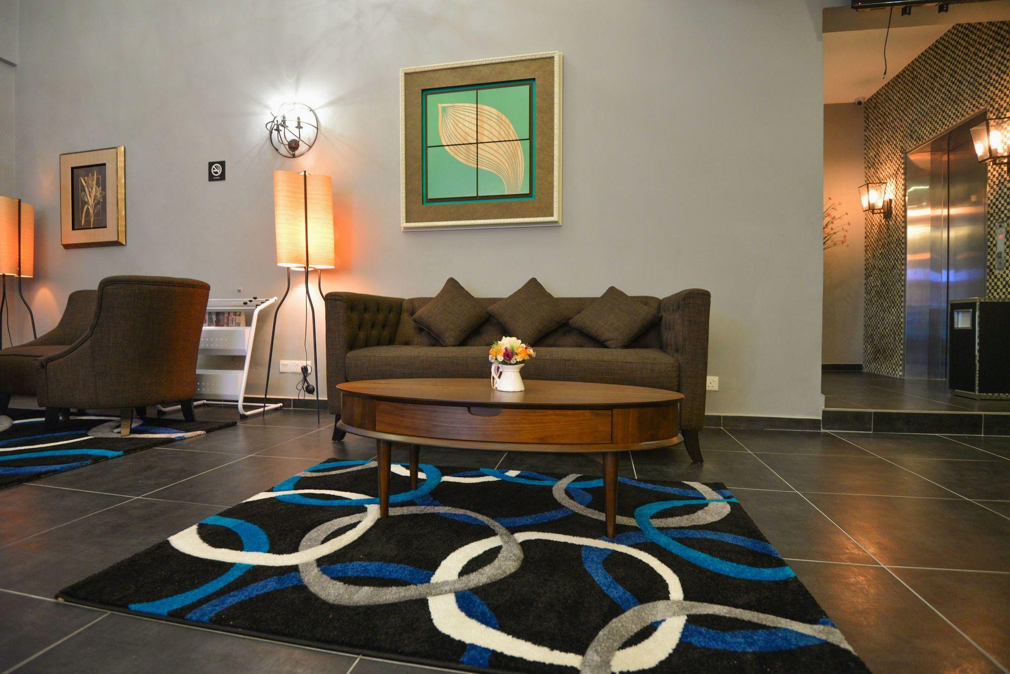 GEO BOUTIQUE HOTEL 30/35