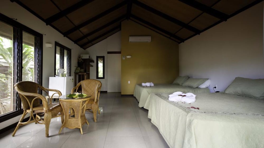 Orator Hotel Samoa 24/65