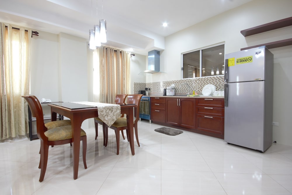 1521 Mactan Resort 66/85