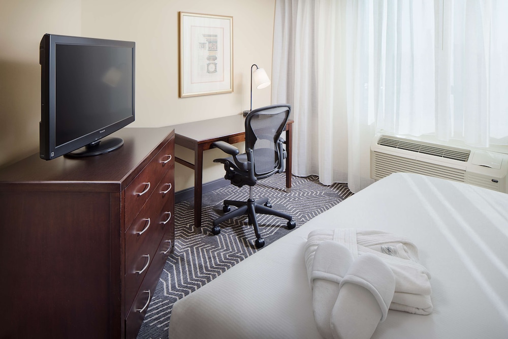DoubleTree by Hilton Los Angeles - Commerce 10/43
