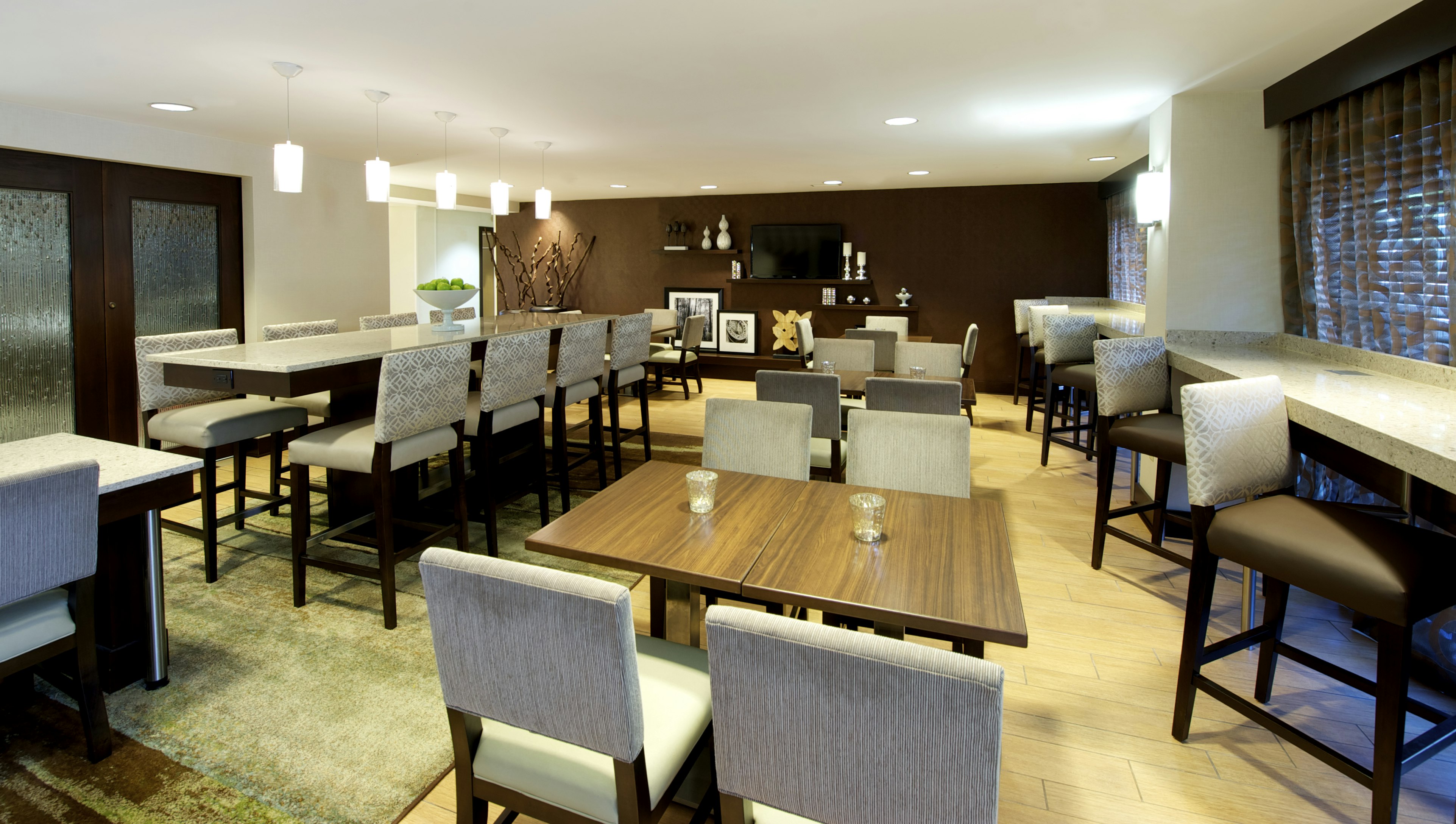 Hampton Inn Atlanta-Mall Of Georgia 33/50