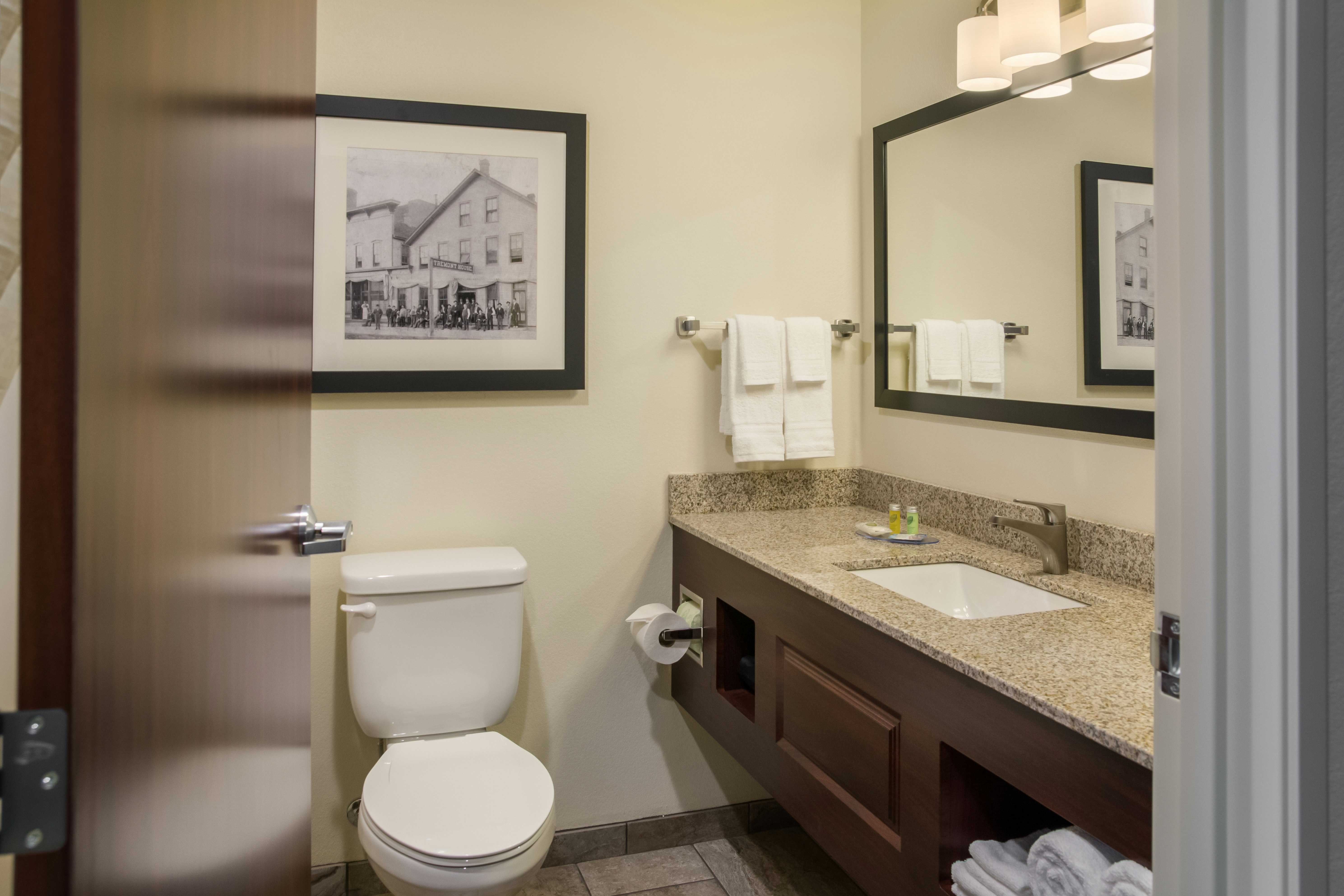 Cobblestone Inn & Suites - Ashland 48/50