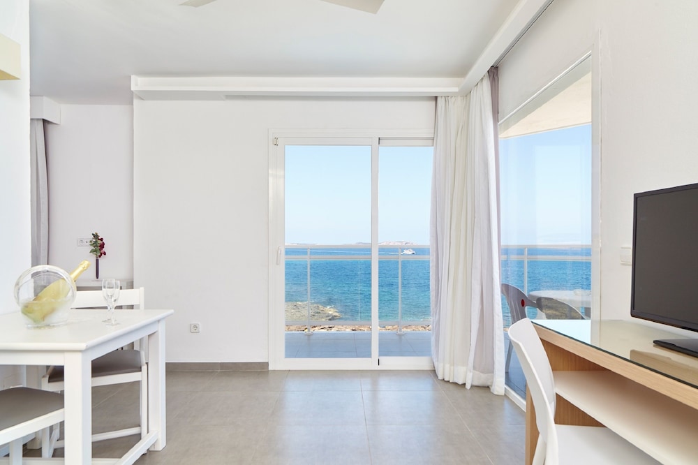 Aparthotel Nereida 45/45