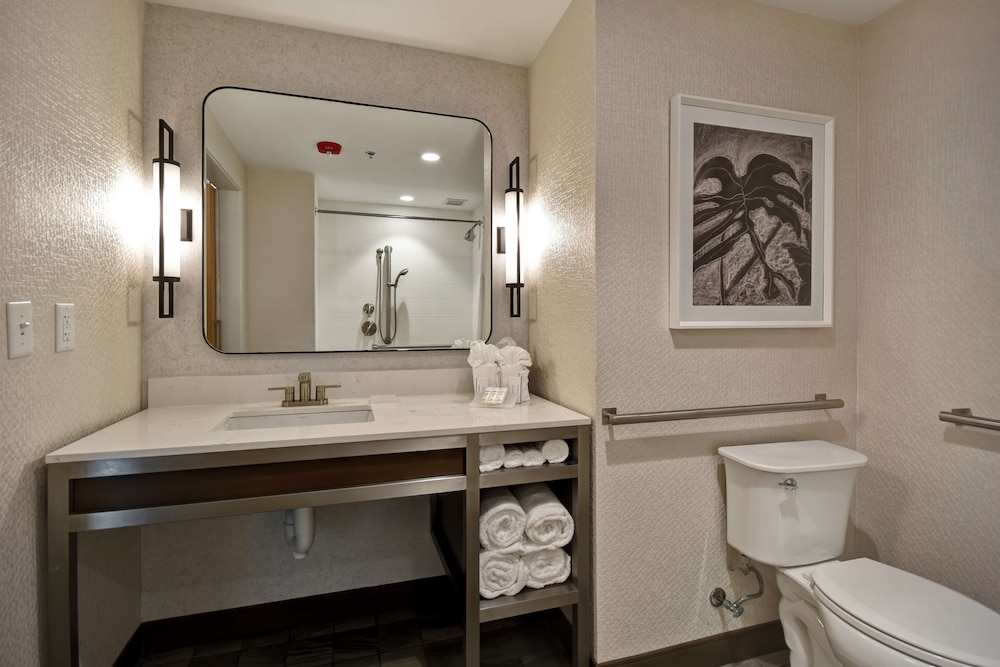 Hilton Garden Inn Jackson Tn 30/83
