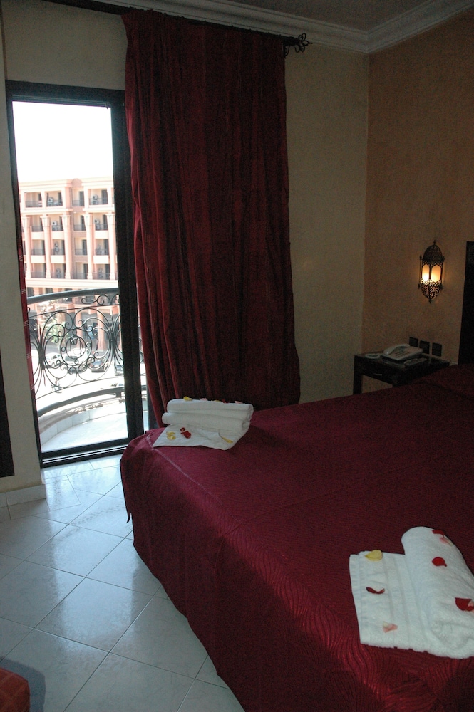 MONT GUELIZ HOTEL 22/34