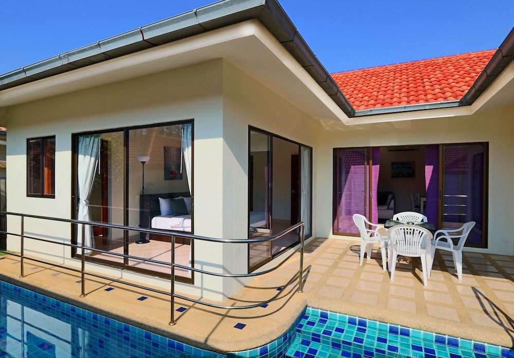 Avoca Pool Villas 5/50