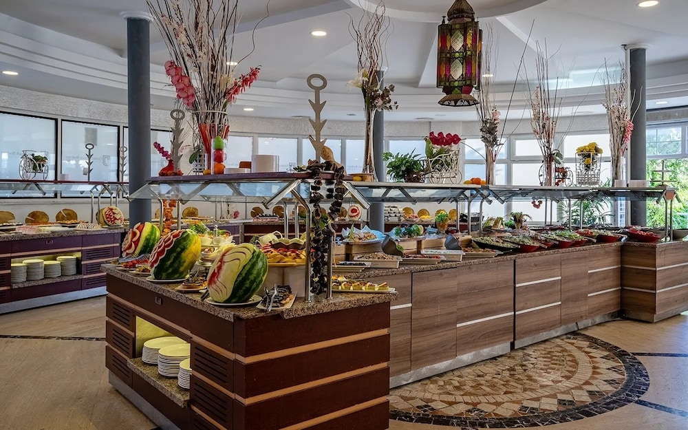 Golden Beach Resort Spa 58/72
