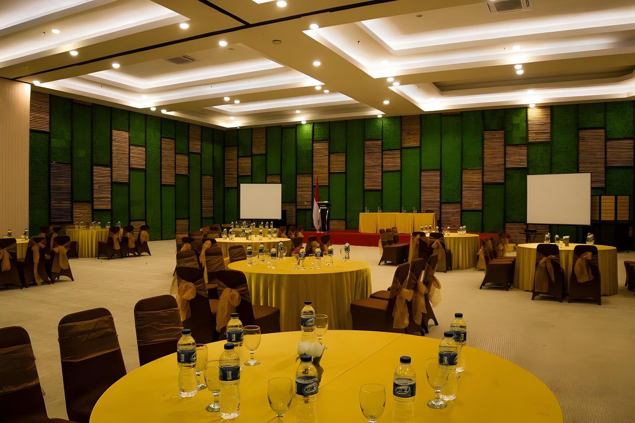 Kebayoran Park Hotel 41/57