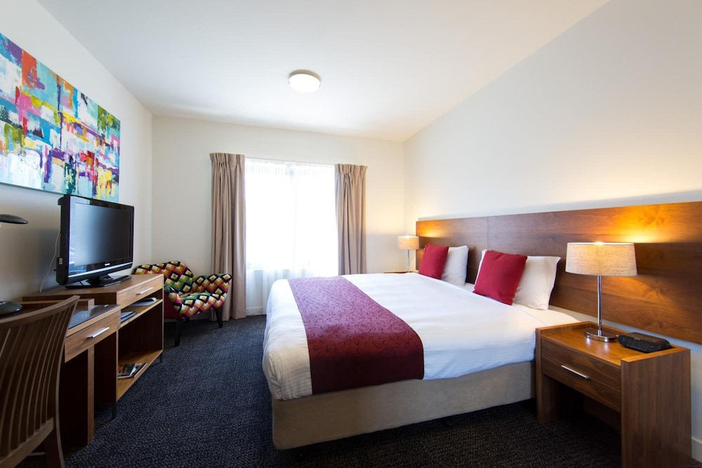 Quest Albury 13/41