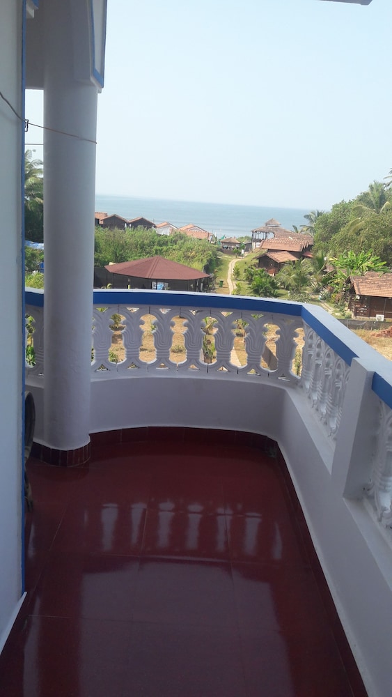 Swati Hotel 6/72