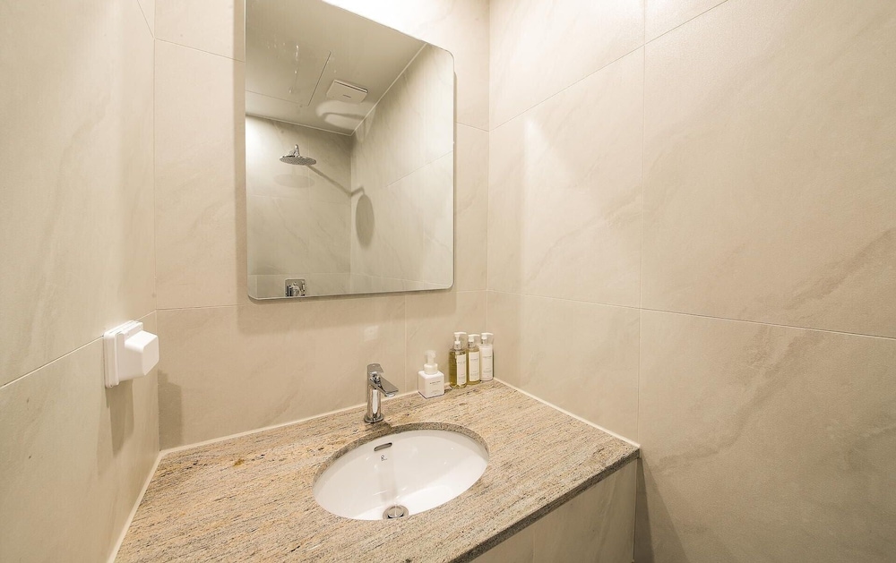 Nestly Hotel Seomyeon 55/61