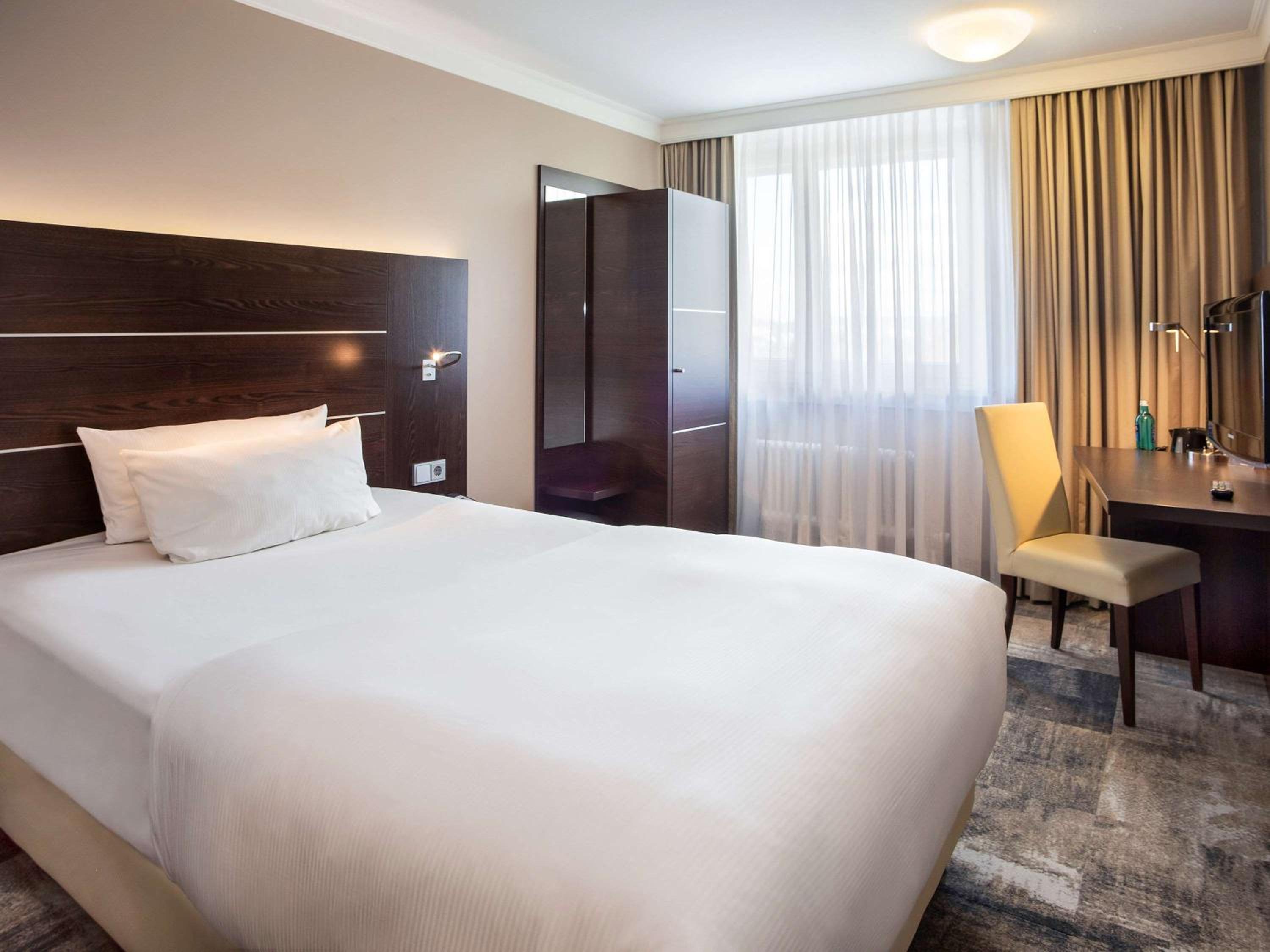 Room, Single, French Bed