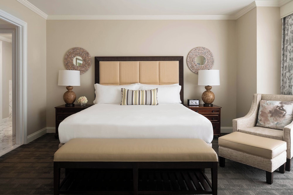ROOM, KING BED, BALCONY, ACCESSIBLE