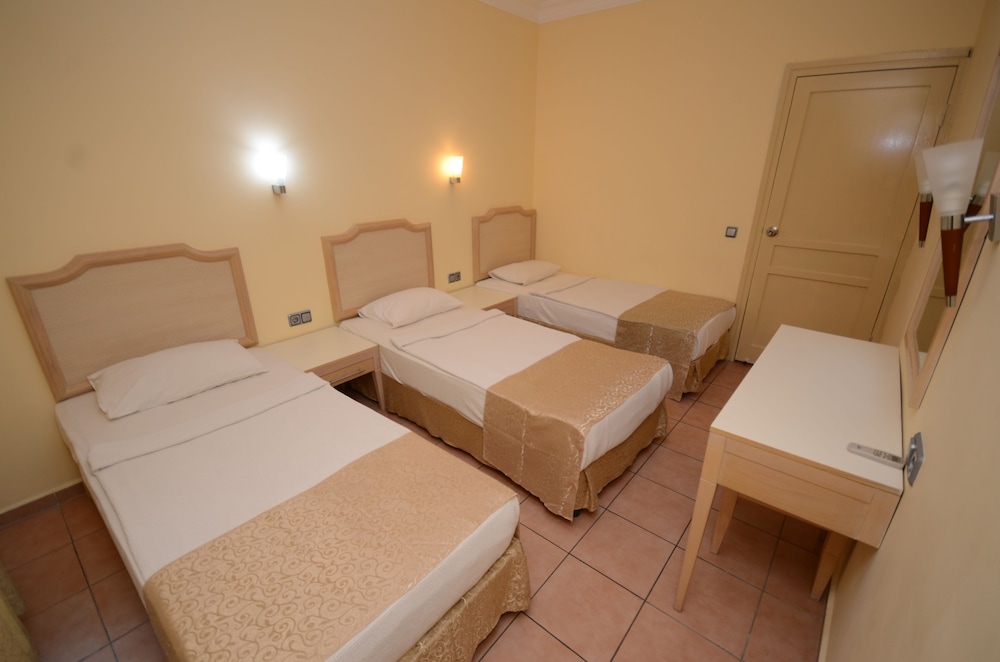 Alenz Suite Hotel 9/21