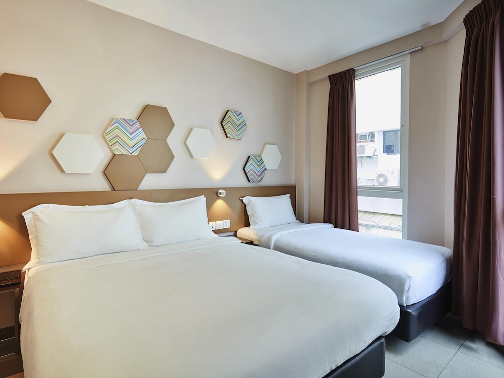 ibis budget Singapore Imperial 21/66