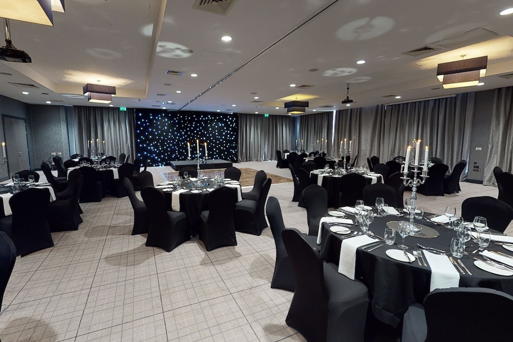 Village Hotel Aberdeen 46/50
