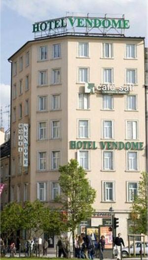 HOTEL VENDOME 1/19