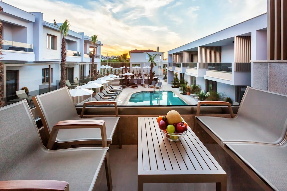 Pefki Deluxe Residences 38/50