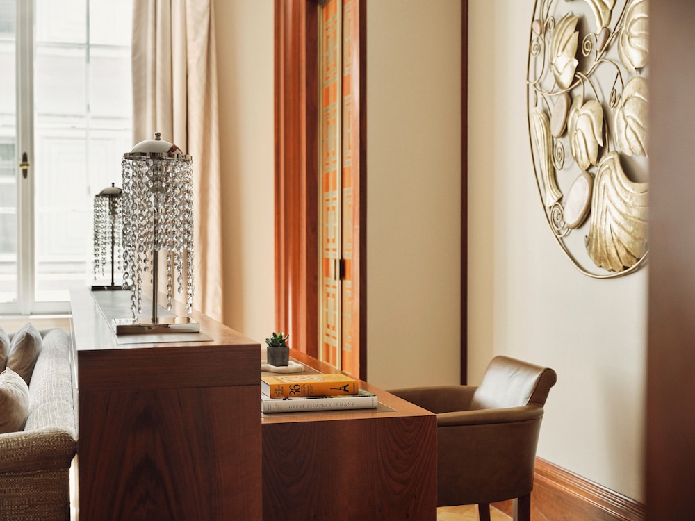 Park Hyatt Vienna 10/78