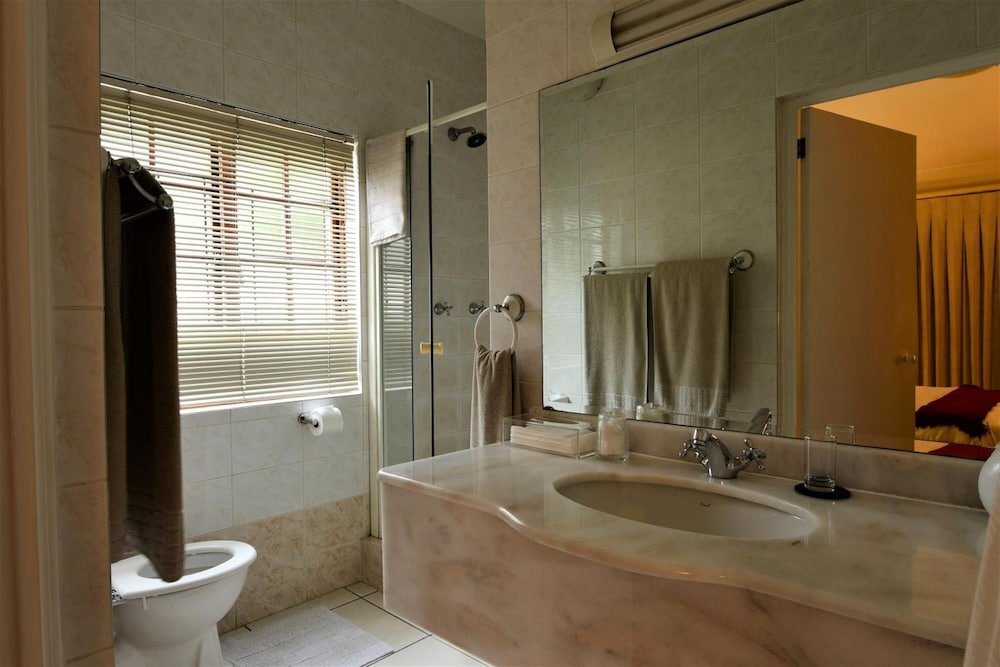 Highgrove Guesthouse 46/48
