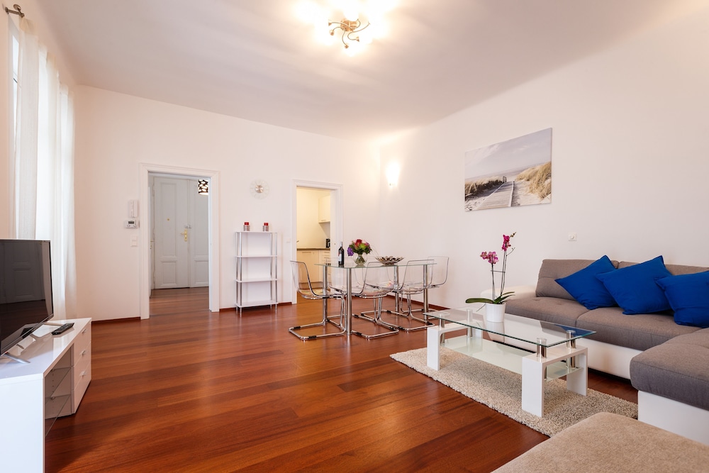 Operngasse Premium In Your Vienna 9/21