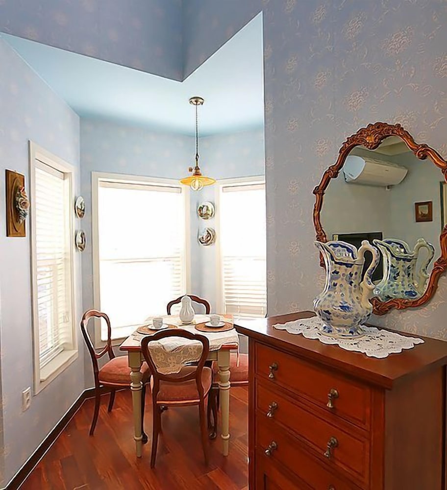 Kismet Cottage 20/26
