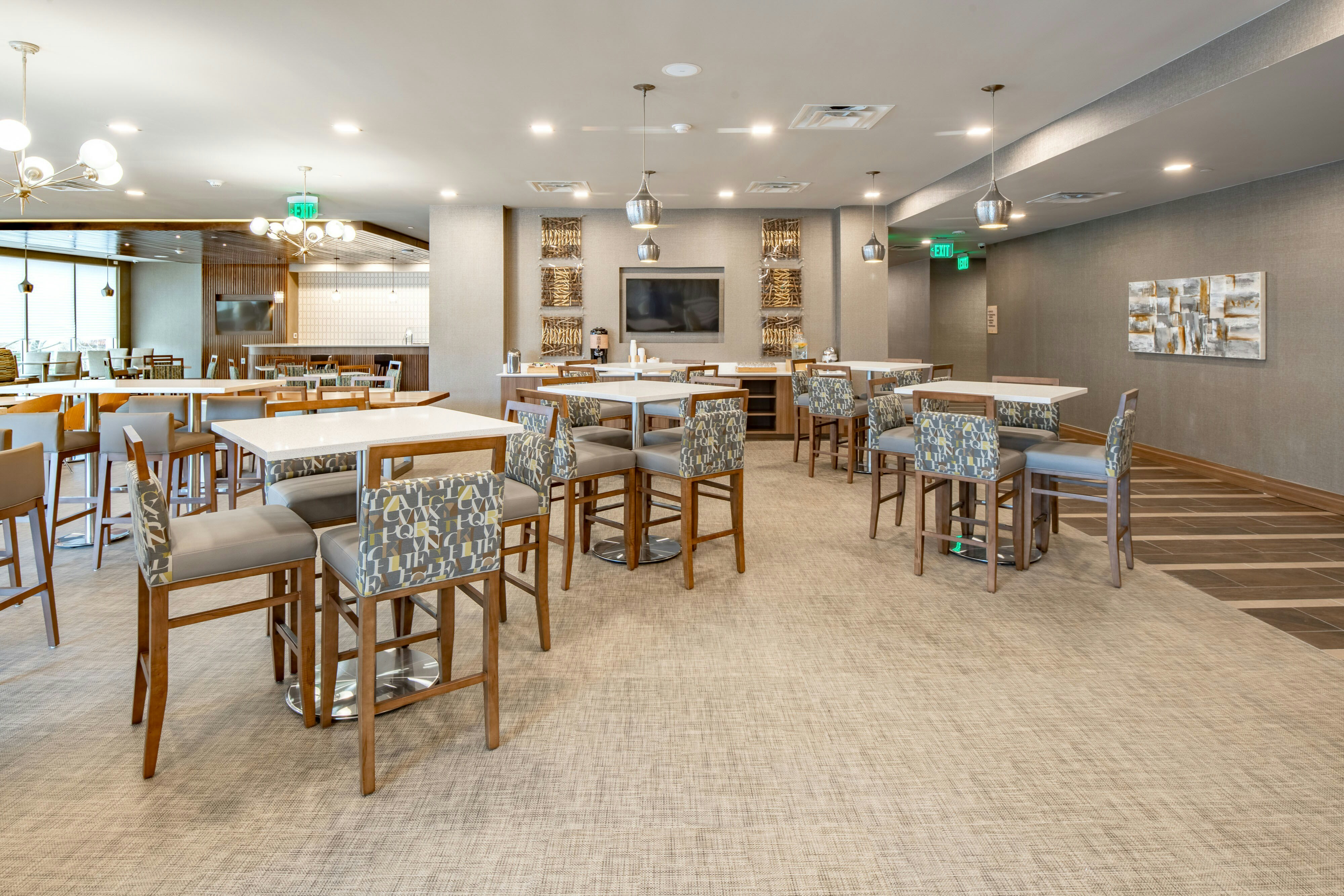 Element Dallas Downtown East 56/76
