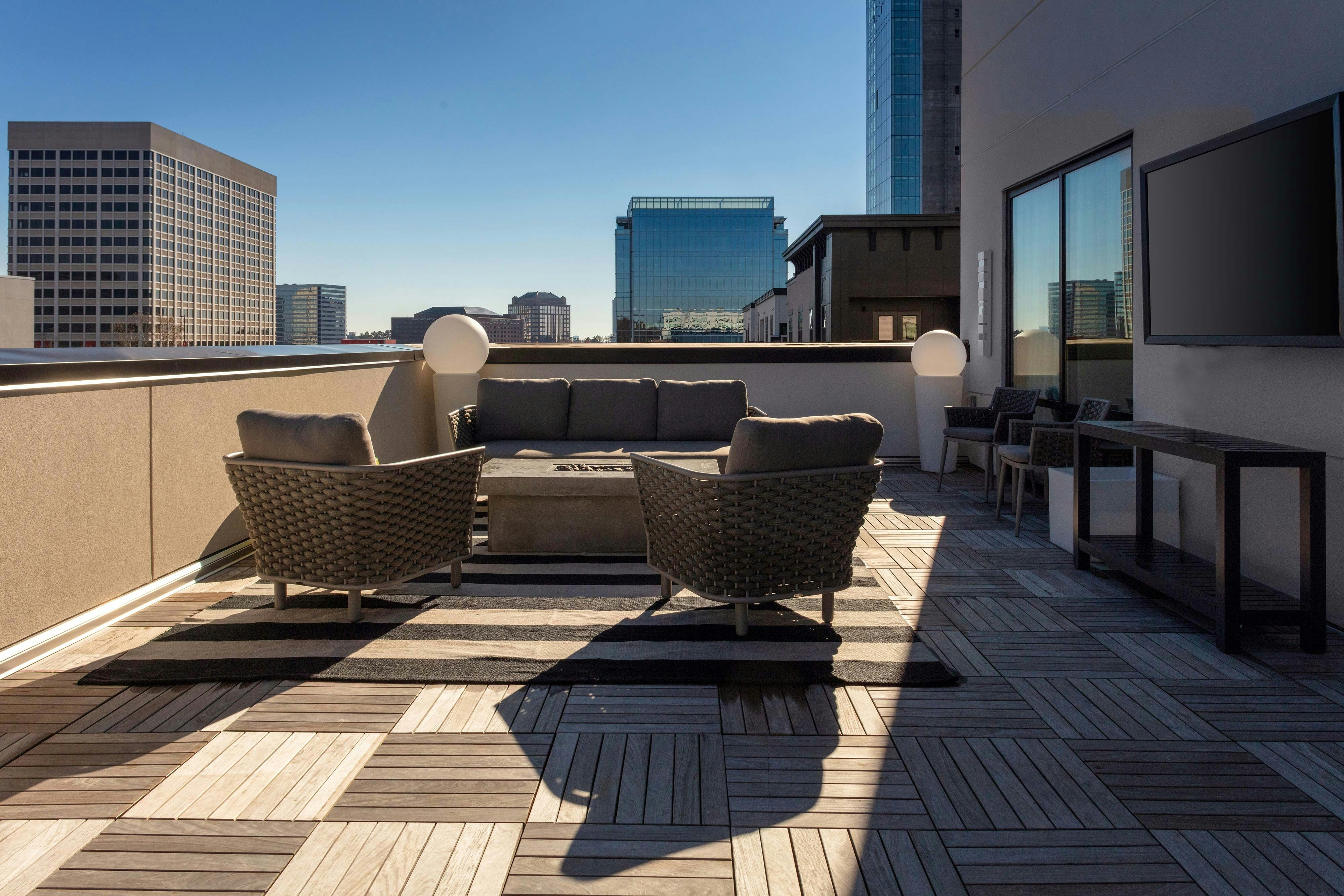 Aloft Atlanta at The Battery Atlanta 34/38