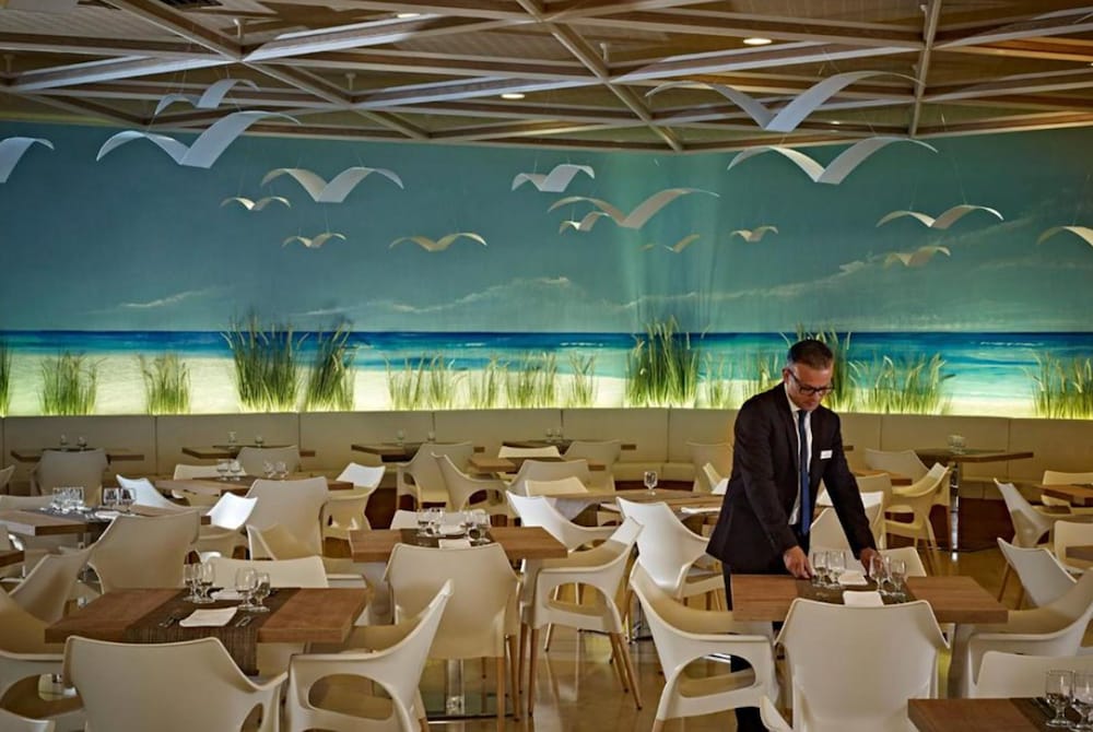 Hotel Baia di Conte 58/67