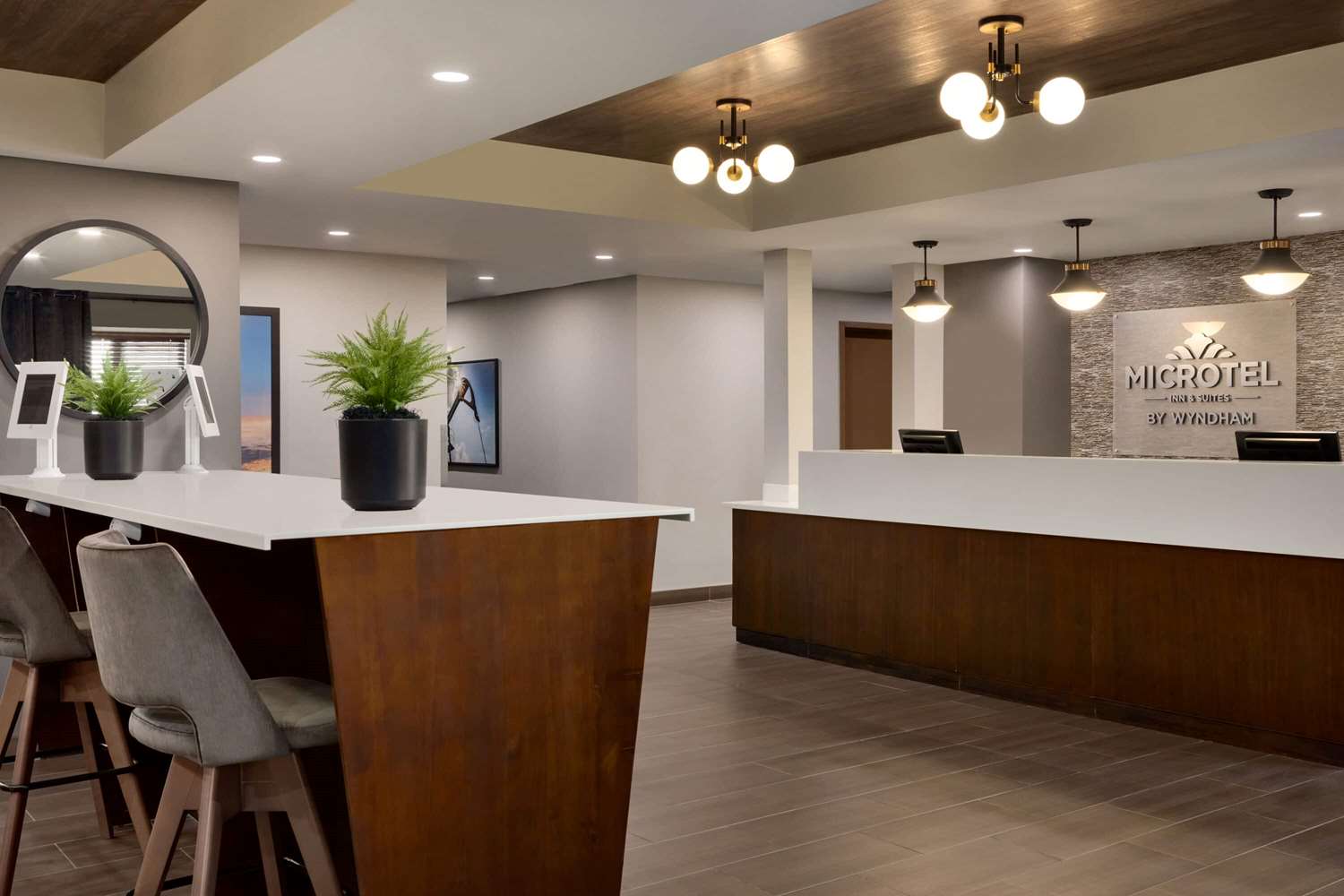 Microtel Inn Suites By Wyndham Weyburn 3/27