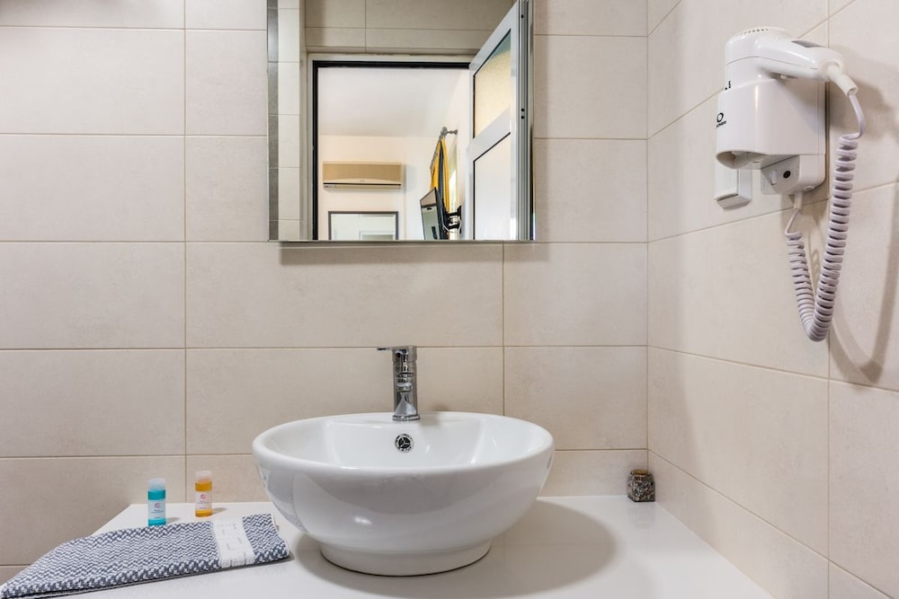 Evdokia Suites 58/58