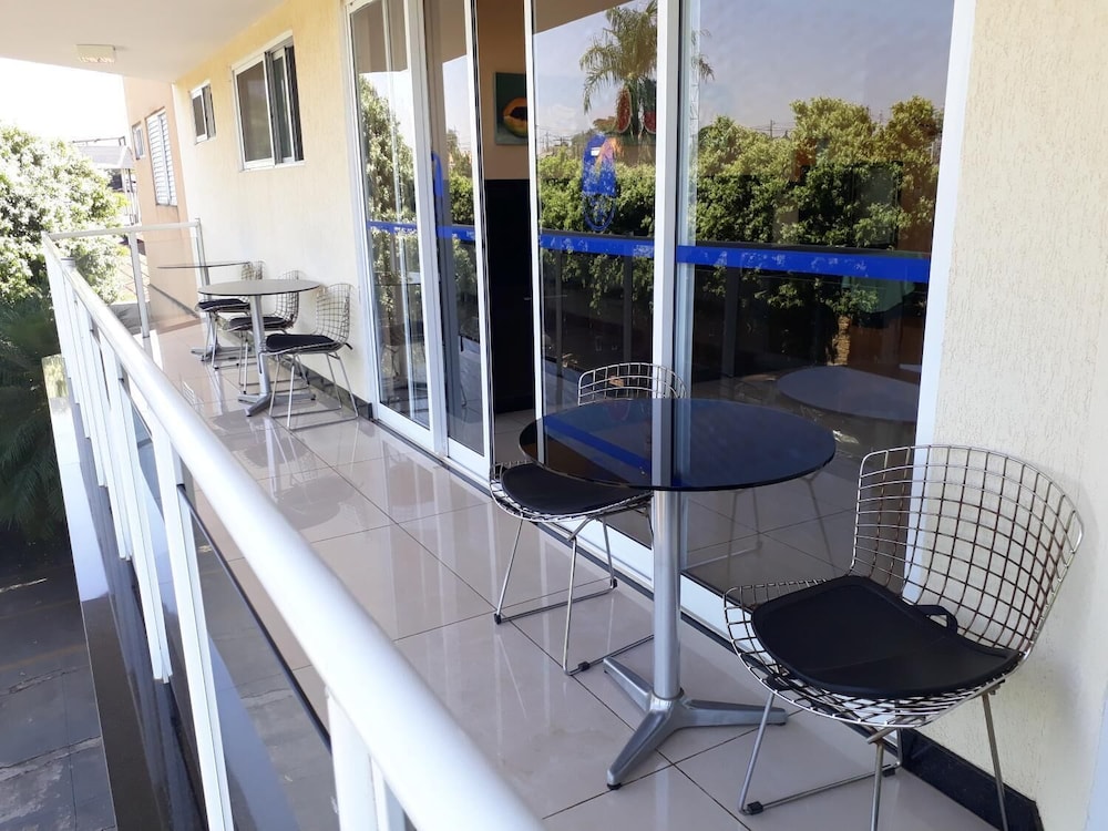 Cristal Palace Inn 23/40