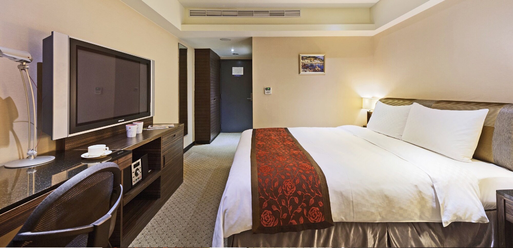 BUSINESS, DOUBLE BED