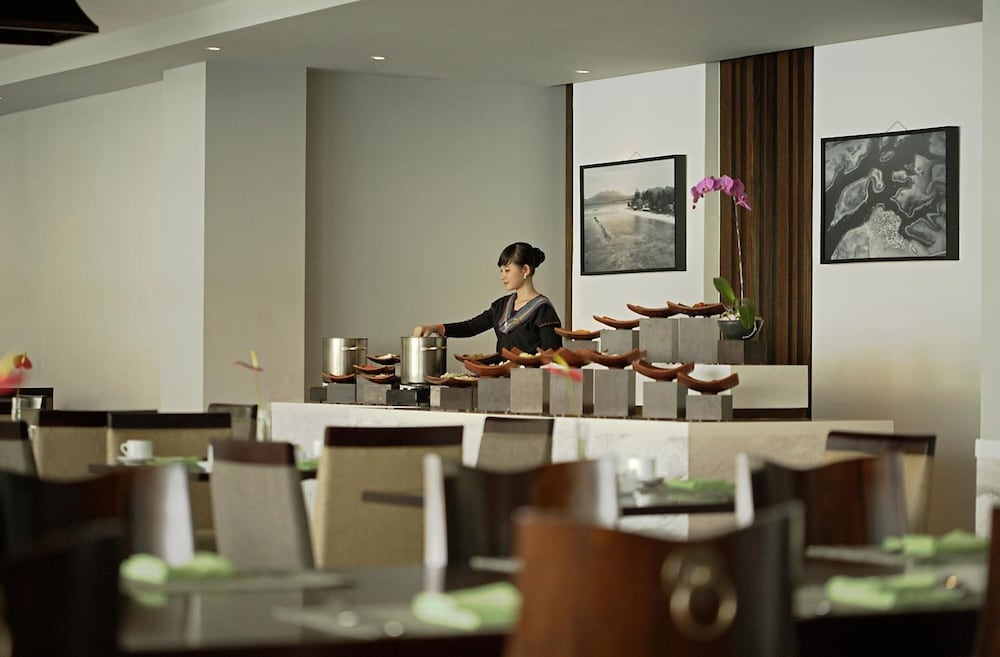 Hotel Santika Mataram 39/70