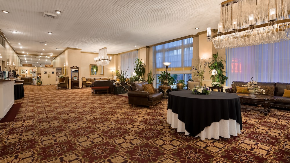 Genetti Hotel SureStay Collection By Best Western 40/44