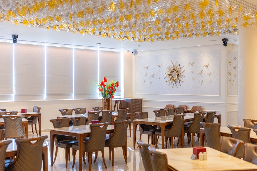 Leonardo Boutique Hotel Larnaca 54/62