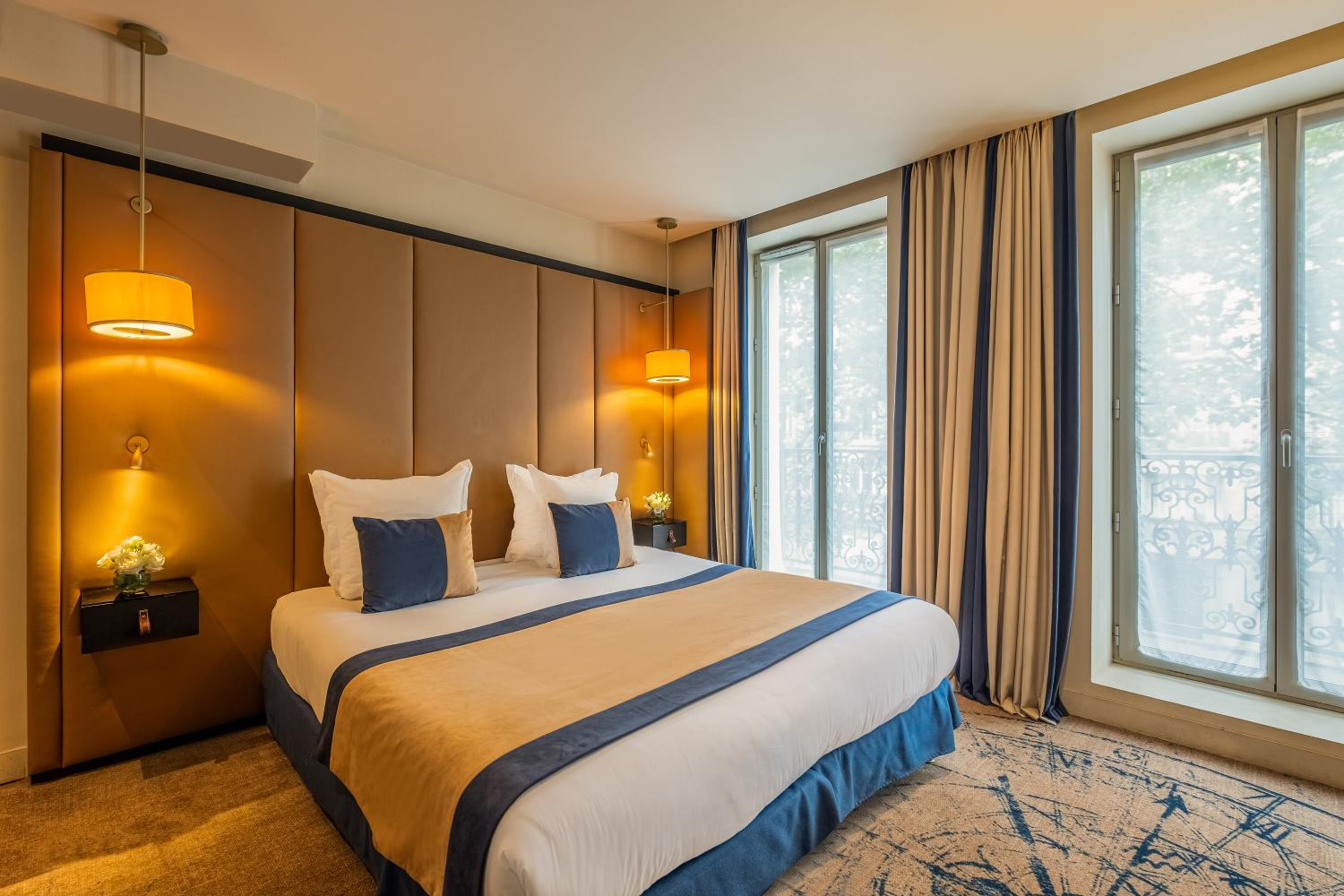 Executive, King Bed