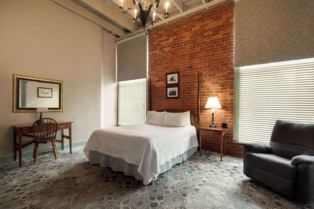 The Historic Brookstown Inn, Trademark Collection by Wyndham 25/72