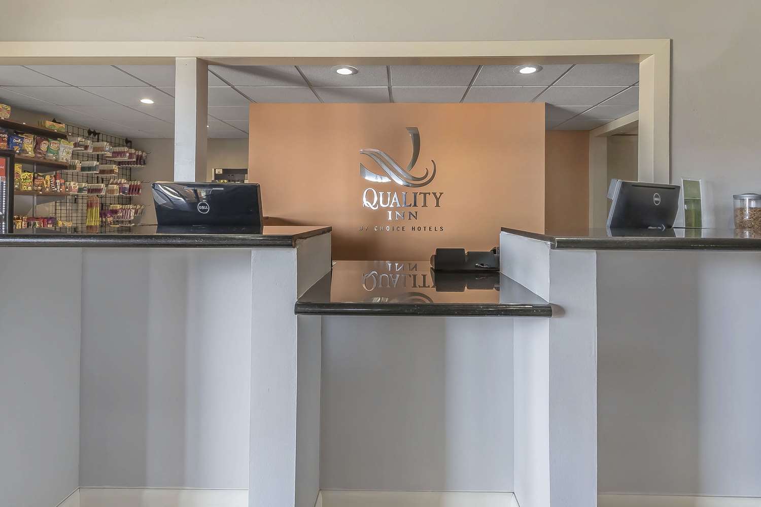 Quality Inn & Suites Stuttgart North 3/23