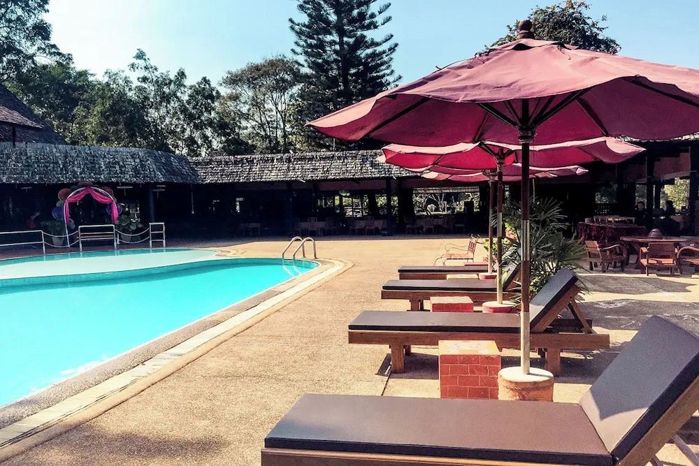 Royal Ping Garden and Resort 36/45