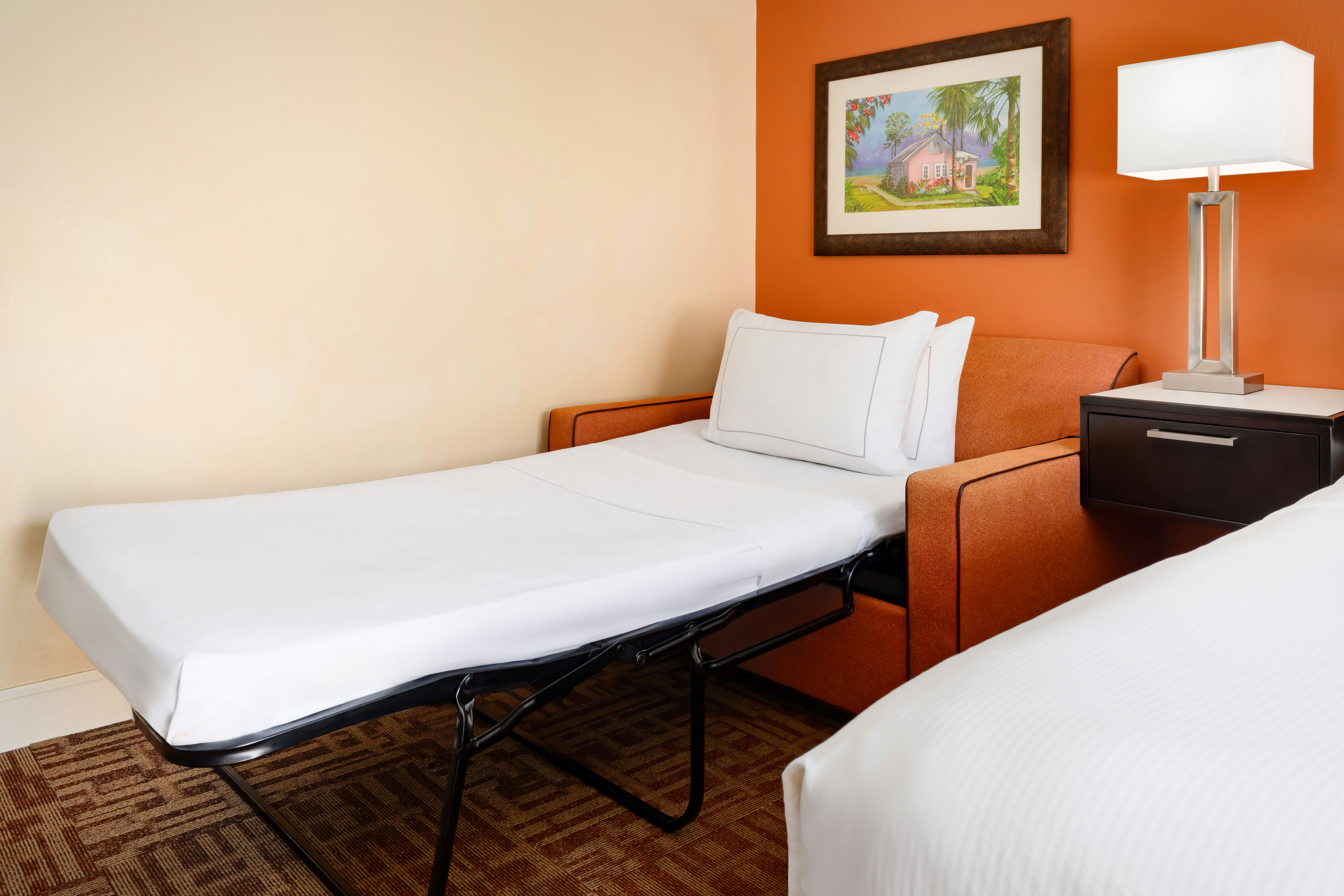 ROOM, KING BED, SOFA