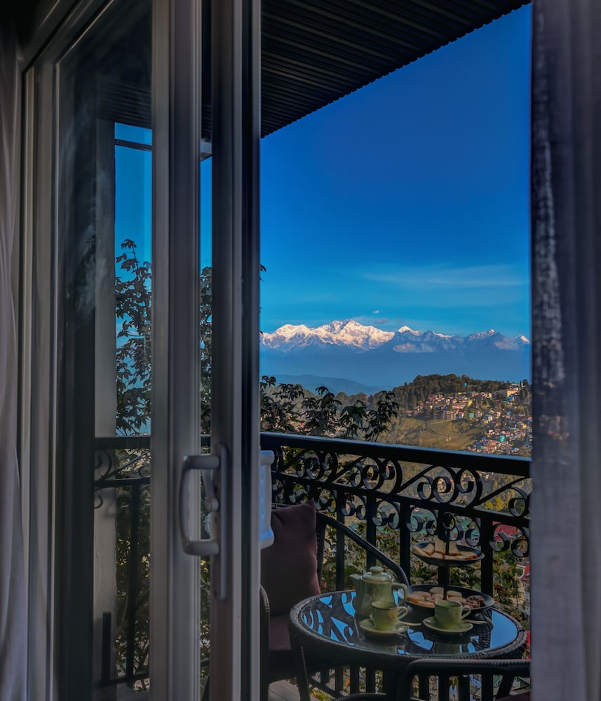 The West Gate Posada By Summit Darjeeling 42/50