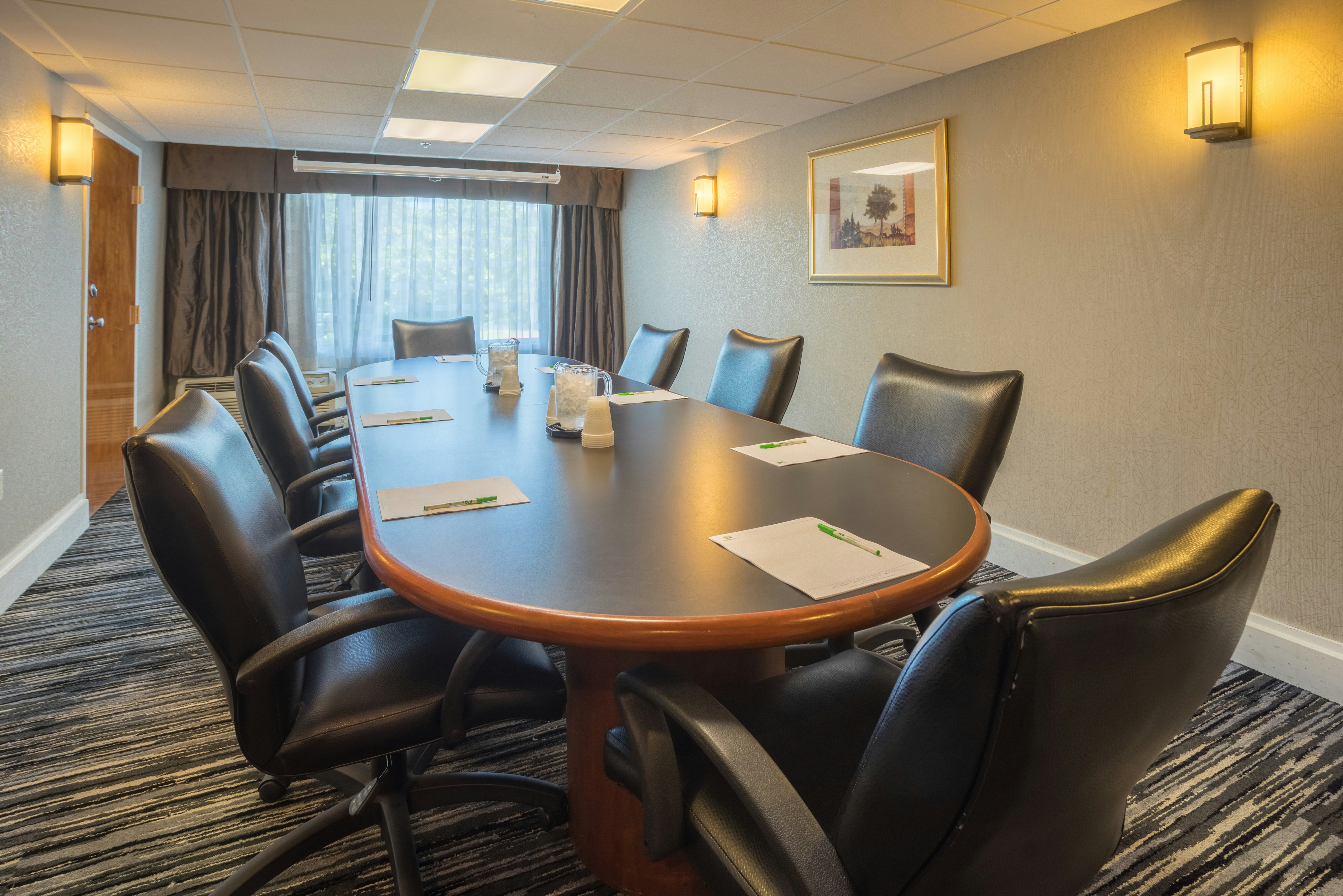 Holiday Inn Harrisburg - Hershey Area, I-81 by IHG 70/76