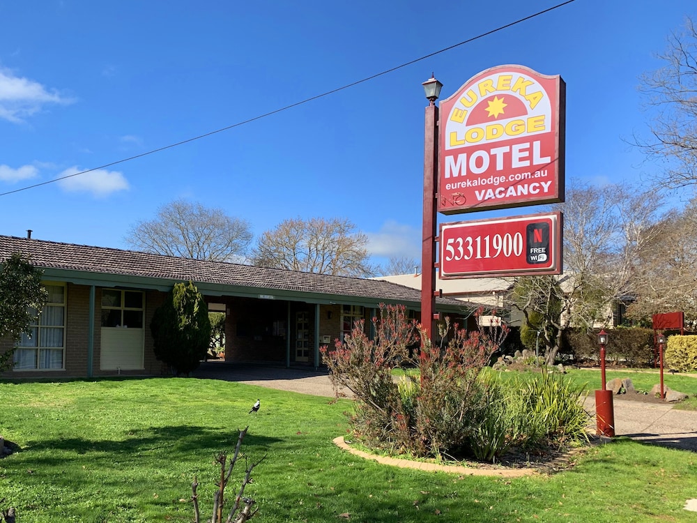 Eureka Lodge Motel 3/50