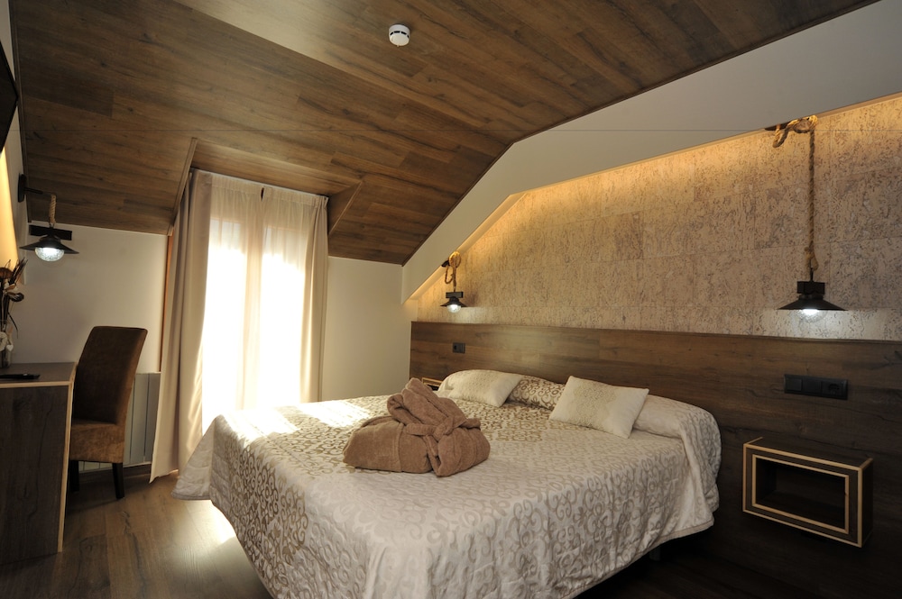 Hotel Vall d'Aneu 26/63